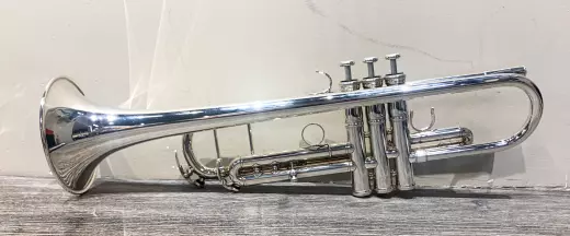 Yamaha Band - Xeno (II) Bb Trumpet - ML Bore - Gold Brass Bell - Silver Plated 2